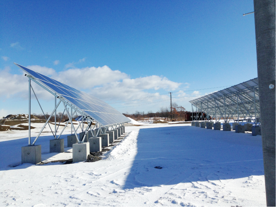 寒波が襲ったとき、大雪の中で太陽光発電支援発電所をどのように護衛するのですか？