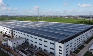 江蘇省南通市の3.5MWグリッド接続屋根プロジェクトチーコー平屋根取り付けシステム